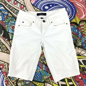 Size 0 Tommy Bahama Denim White Capri Shorts